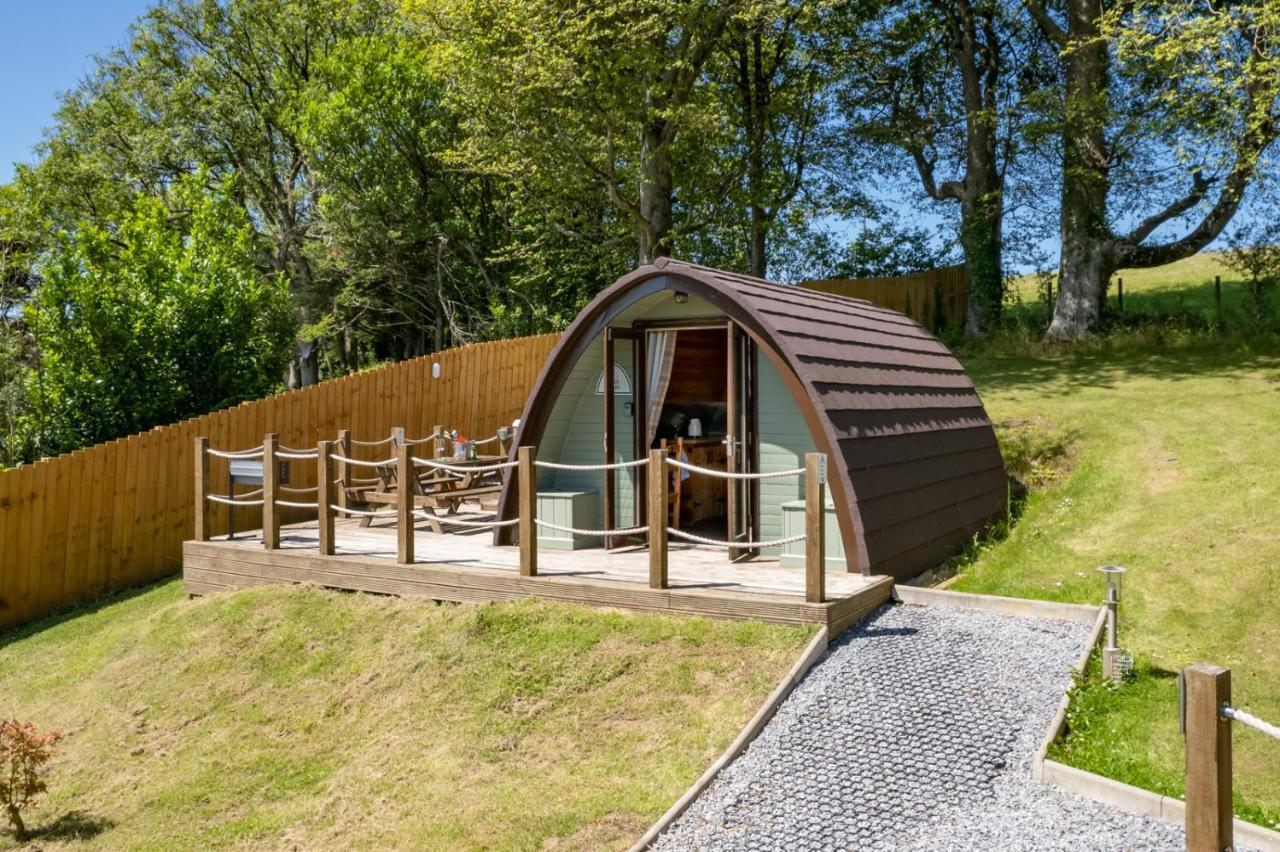 Pods At Broadway Villa Laugharne Exteriör bild